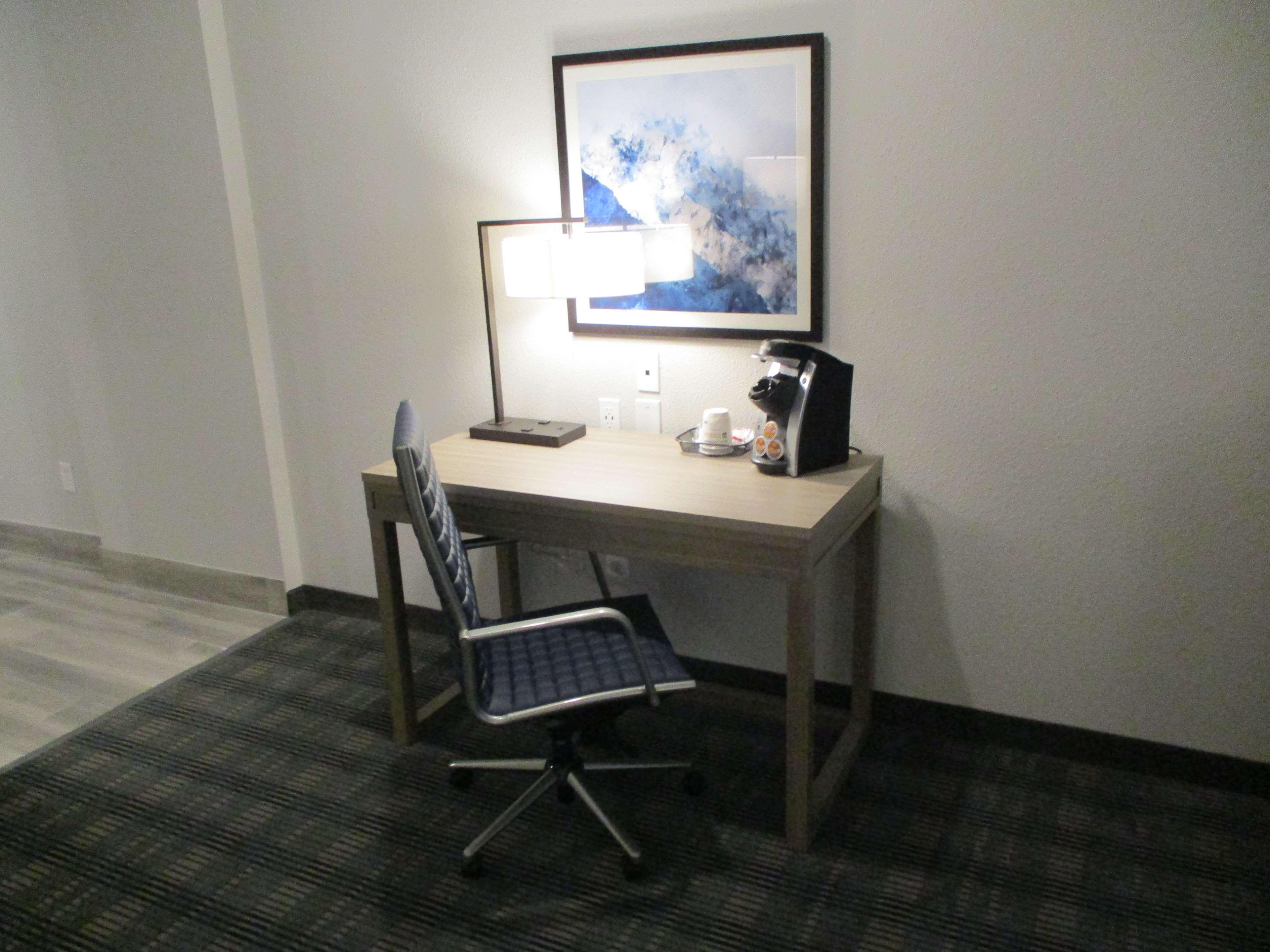 Best Western Plus Wills Point Bagian luar foto